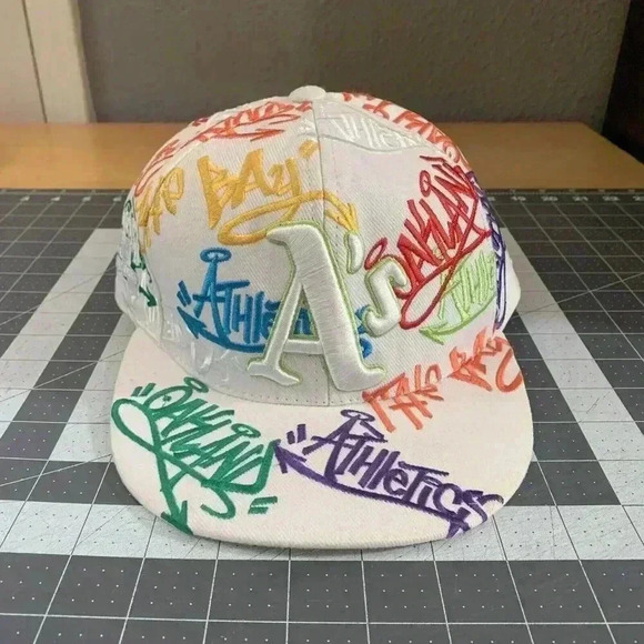 American Needle Oakland A's Hat Men's 7 1/4 Fitted Baseball Graffiti 90s MLB - Picture 6 of 11